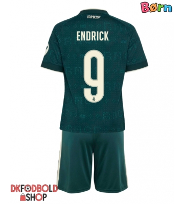 Real Madrid Endrick #9 Udebanesæt Børn 2026-27 Kort ærmer (+ korte bukser)